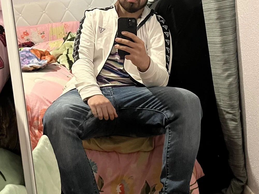 elfleshV678's Offline XXX Chat