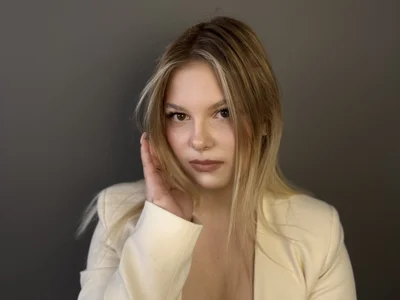 KoriHeeney - Girl 