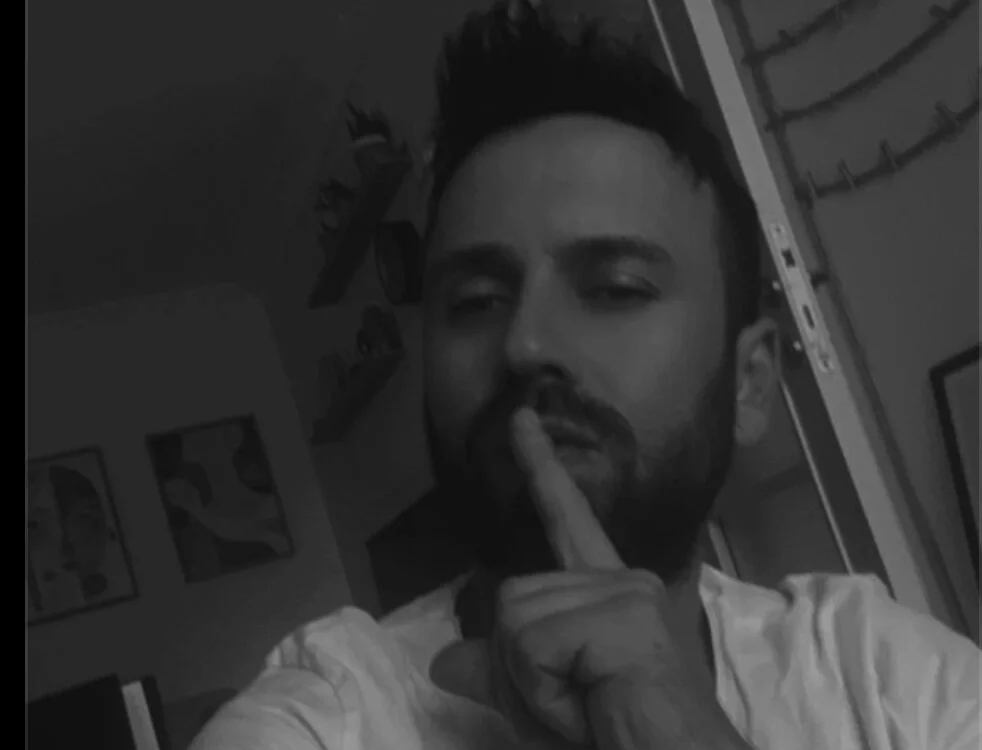 Ateslicift-'s Offline Chat Room