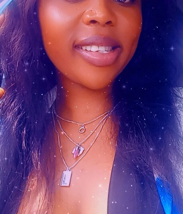 IceBellaCane313 離線 XXX 聊天