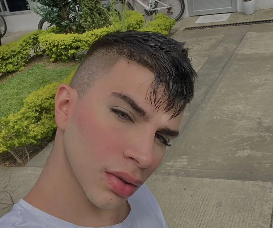 damoncolin_ offline chatrum