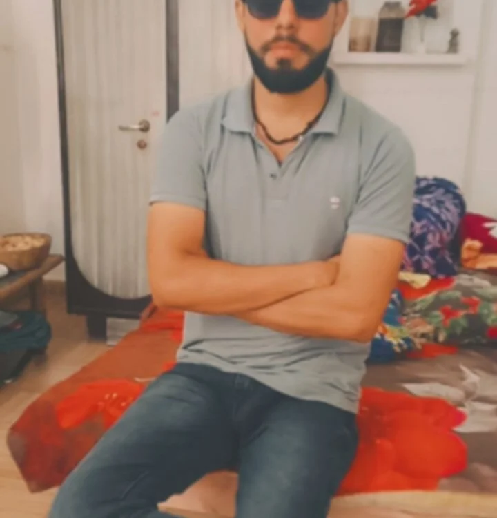 sandeepthakur offline chatrum