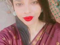 Binita453 live cam model