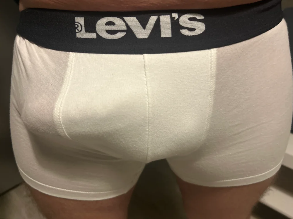 Artem1-15 Offline XXX-chat