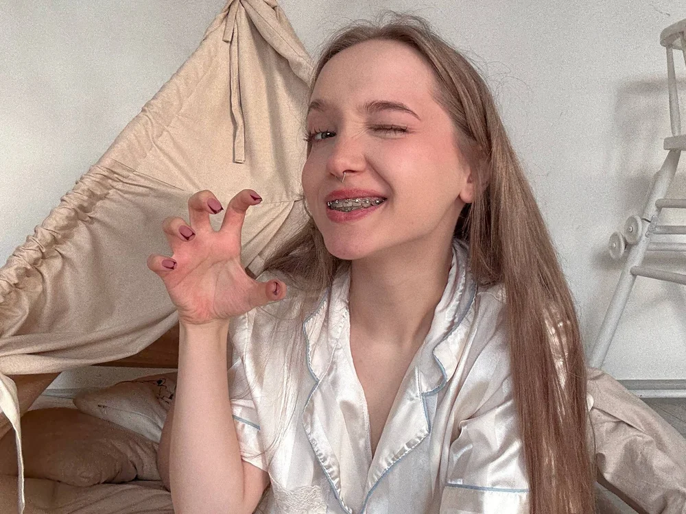 צ'אט XXX לא מקוון של bambi_lu