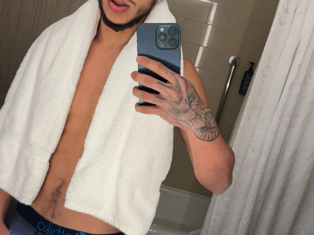 handsome_dick_swanger offline XXX-chat