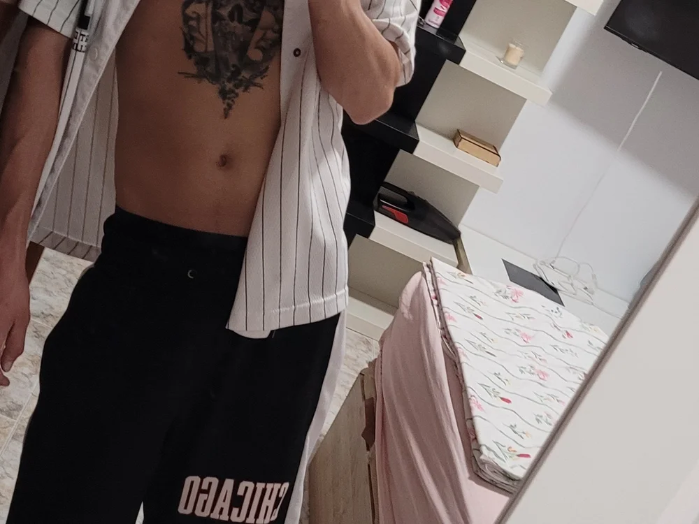 neewuser01 Offline XXX-Chat