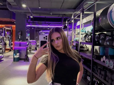 babykadrain on StripChat