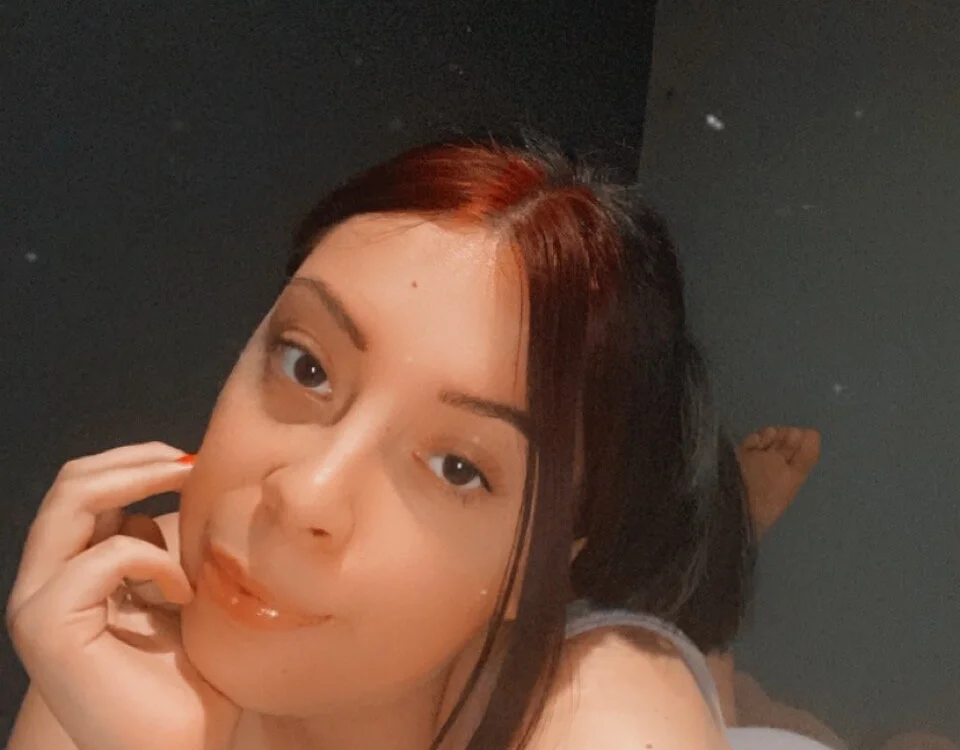 Bilik Sembang Luar Talian peachesncreamm
