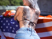 Chat +18 de Raluca_Fr ao vivo