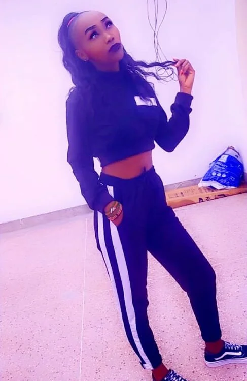 melanin_barbie Obrolan XXX Offline