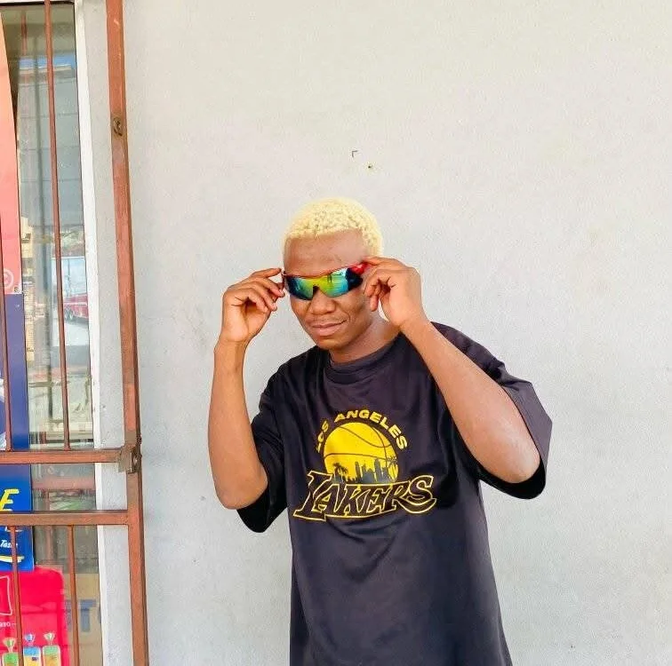 Trendyiv: офлайн-секс-чат