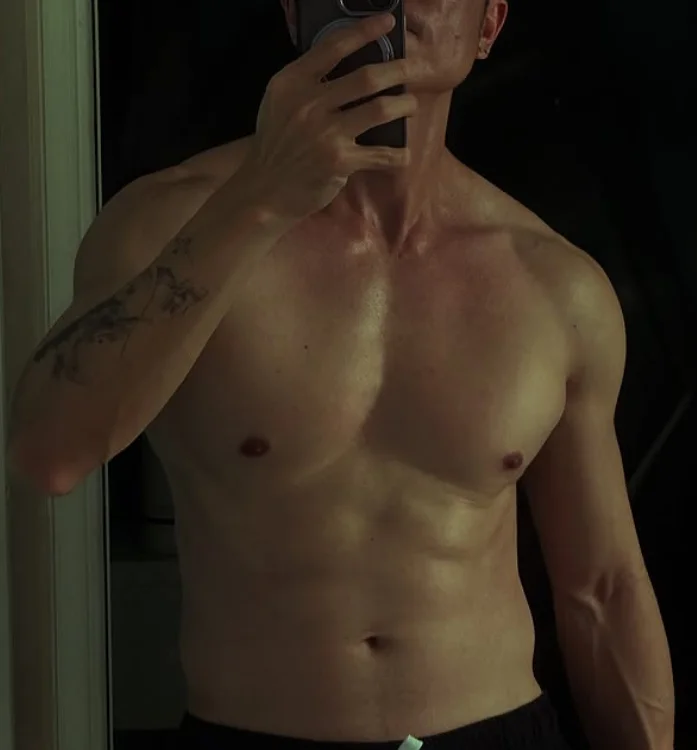 flyguy_928 离线XXX聊天