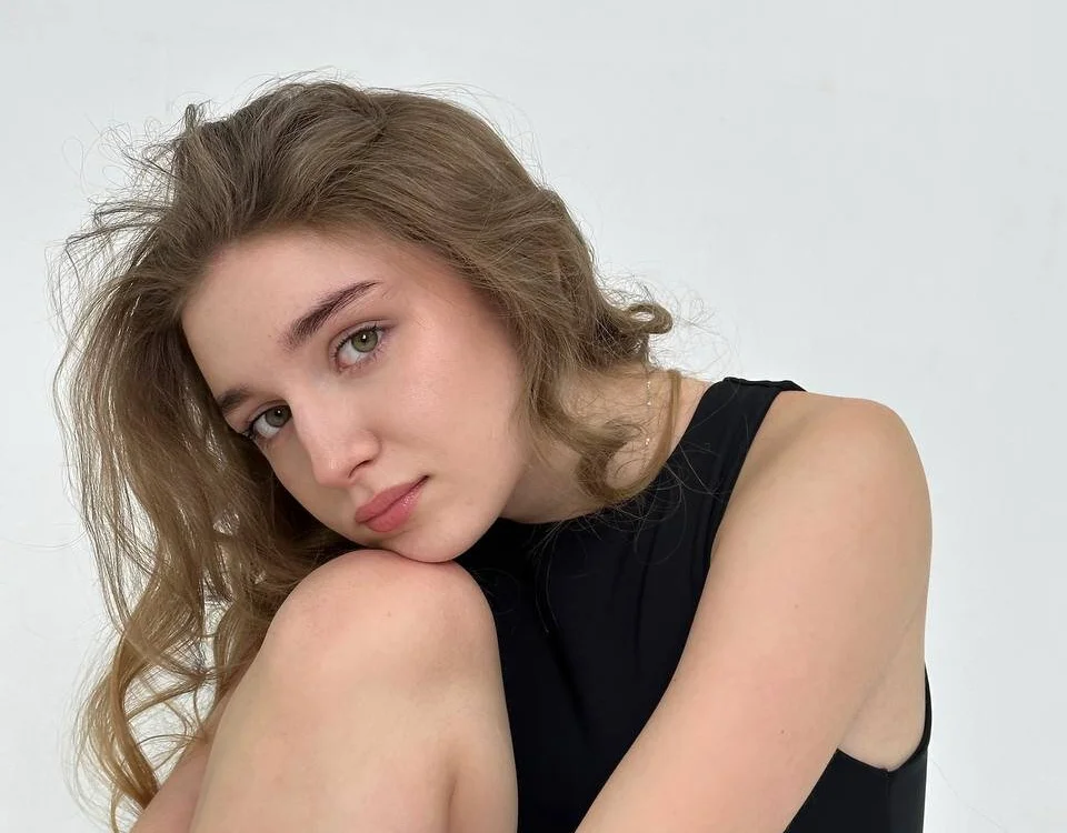 MadelineWest's Offline XXX Chat