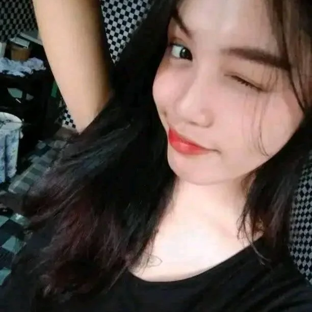 Alexa_Charm456 Chat XXX Ngoại tuyến