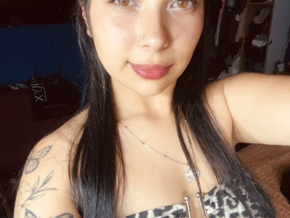 pukitaa777 Offline XXX Chat