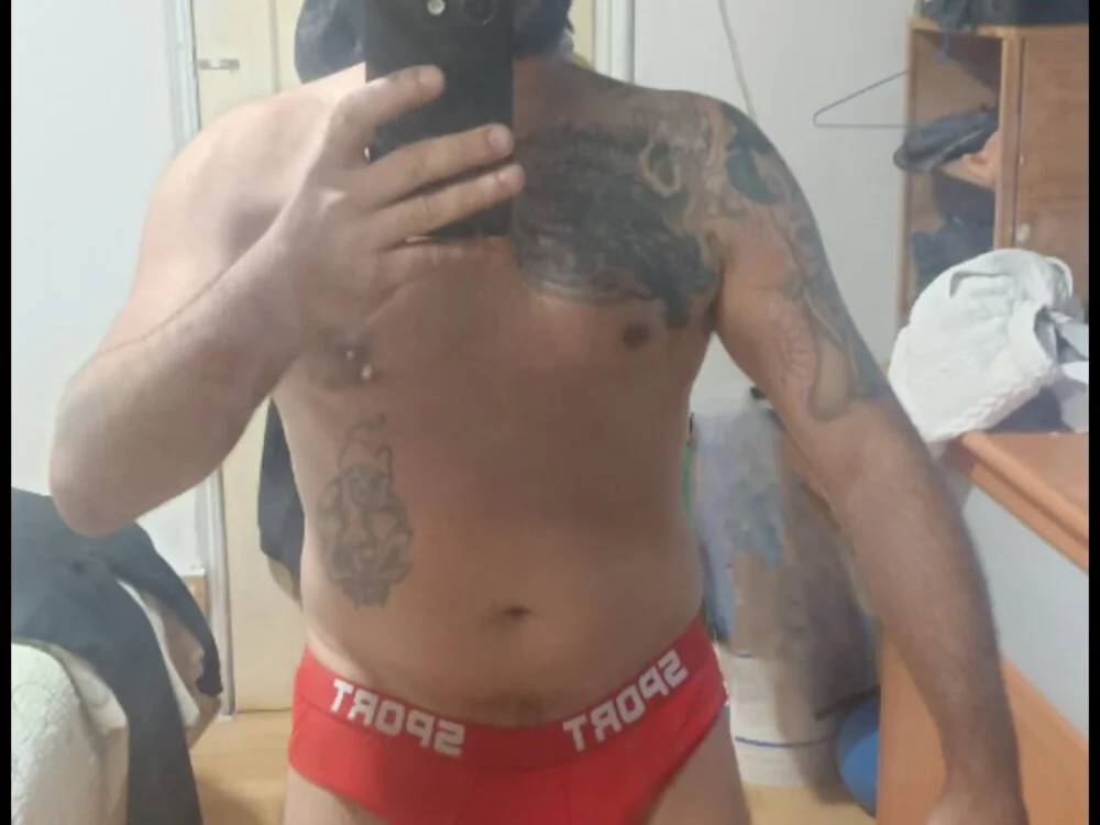 Javier06038n Offline XXX chat