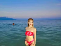 Model bella_enchantra