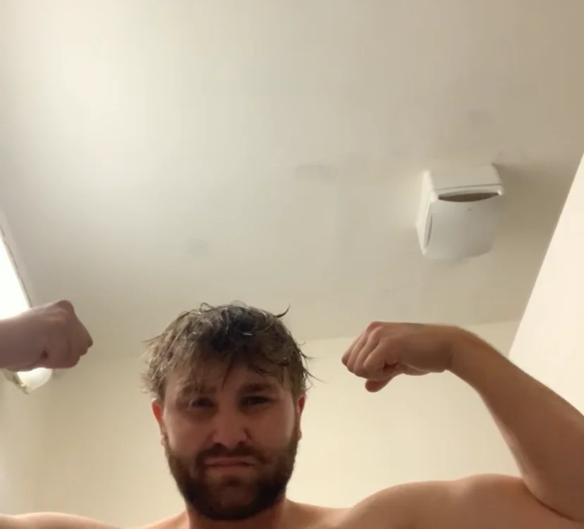 hunterczzz's most recent online preview