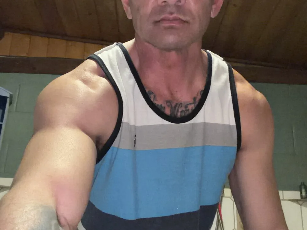 แชท XXX ออฟไลน์ของ TeeSmokinPerv