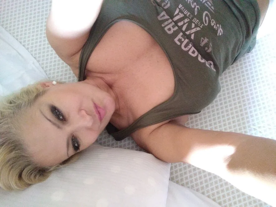 donna-sexy offline XXX-chat