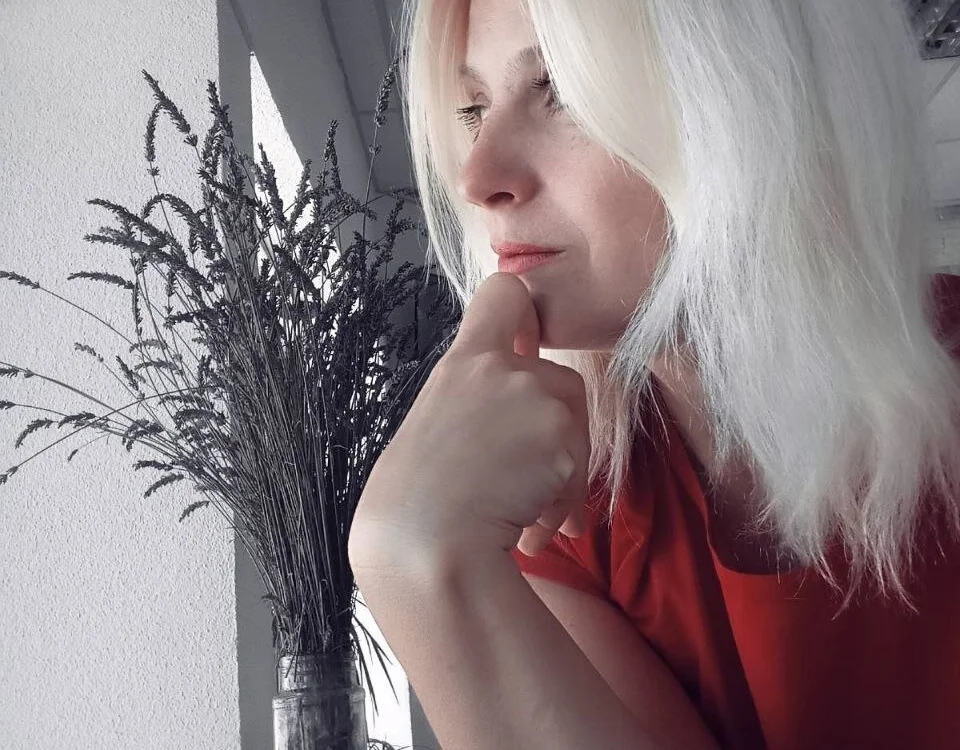 MiaLove183's Offline XXX Chat