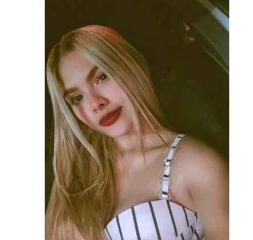 Scarlett_Rose2's Offline XXX Chat