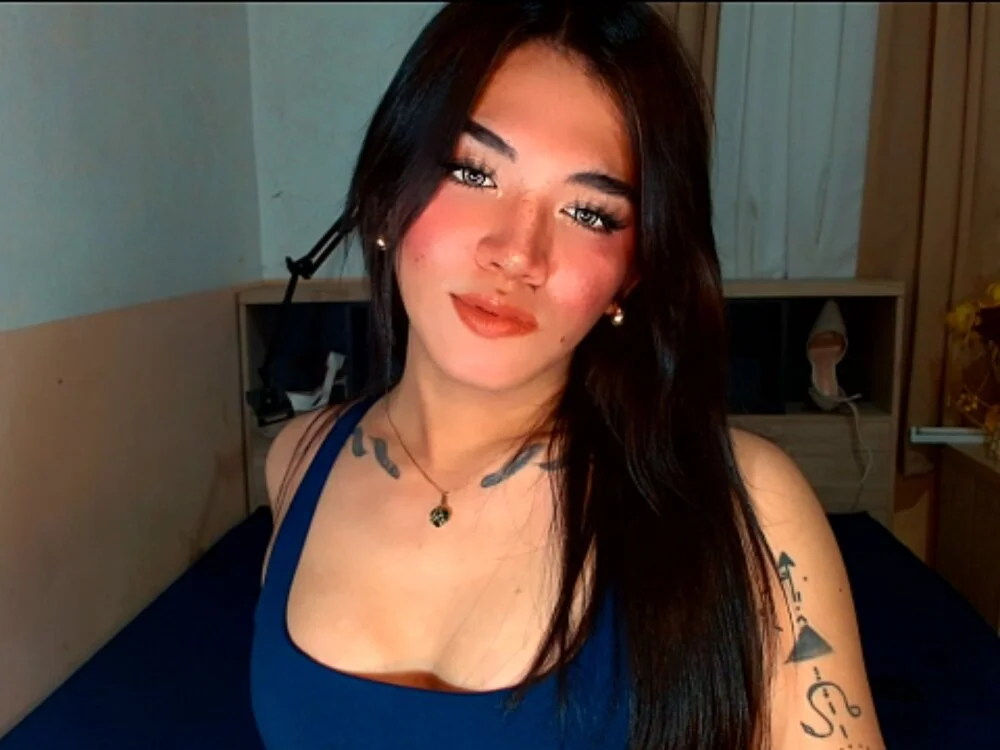 Bianca_cedine12 离线XXX聊天