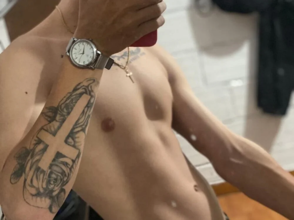 Offline XXX chat G_Poseidon_y_Cloe