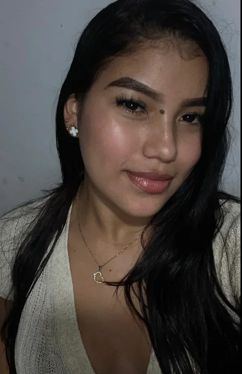 Offline XXX chat modela bella_soo