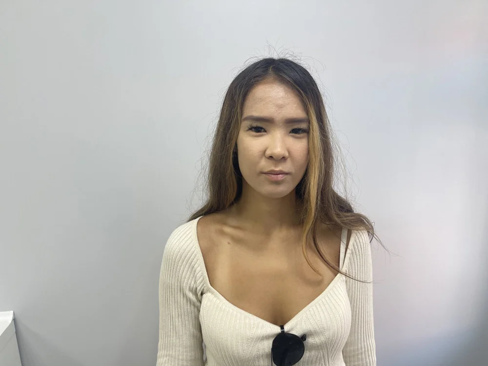 EssieFinchh's Offline Chat Room