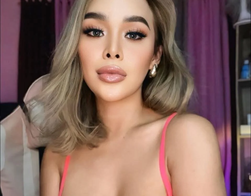 دردشة Lolitaloove69 الجنسية دون اتصال