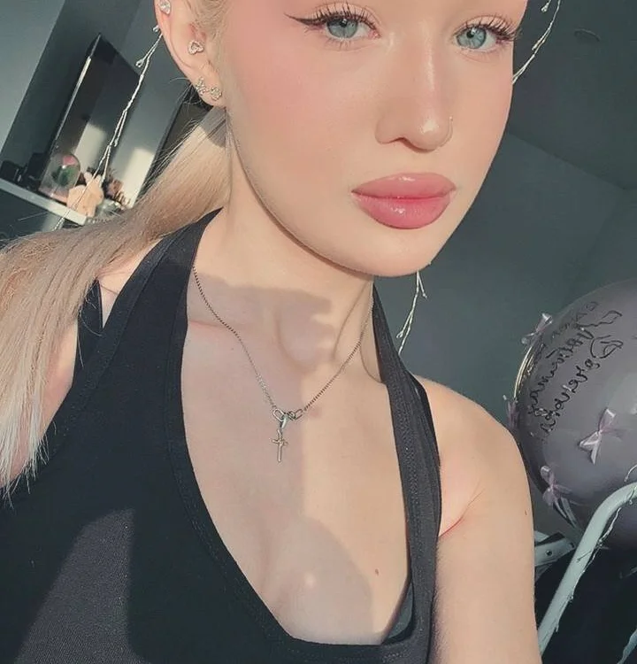 ShanMalonen Offline XXX chat