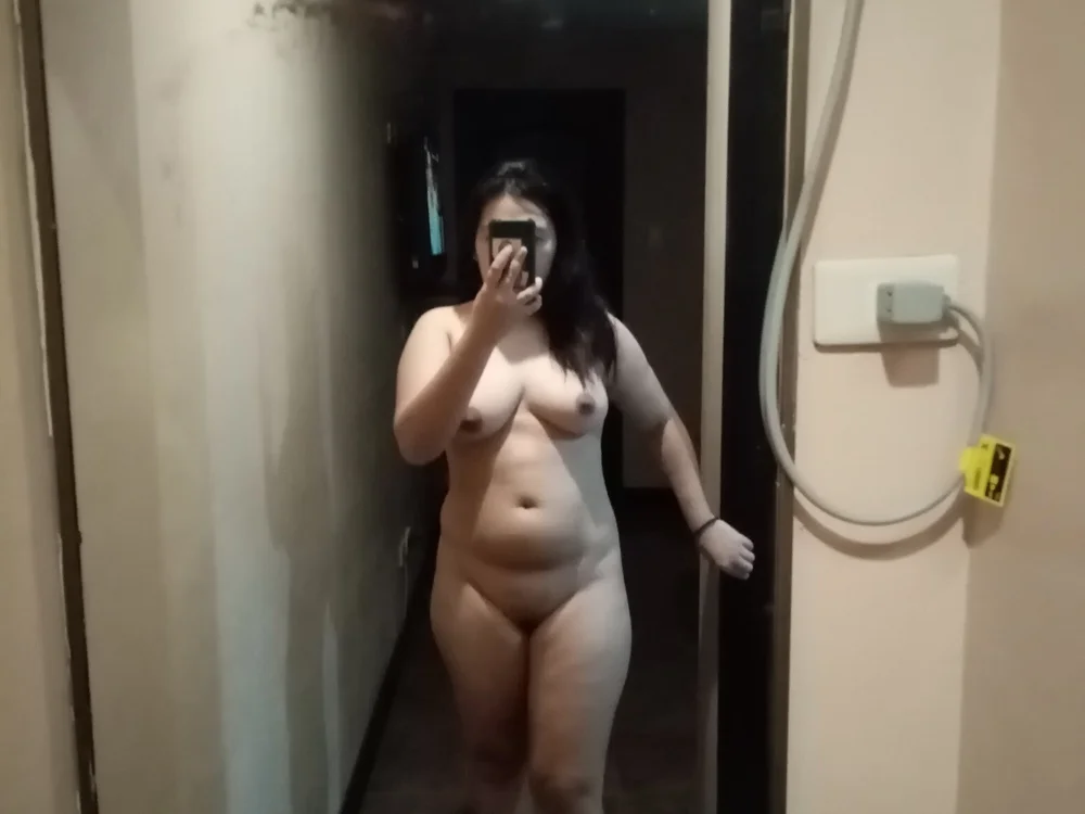 maxxinefruity's Offline XXX Chat