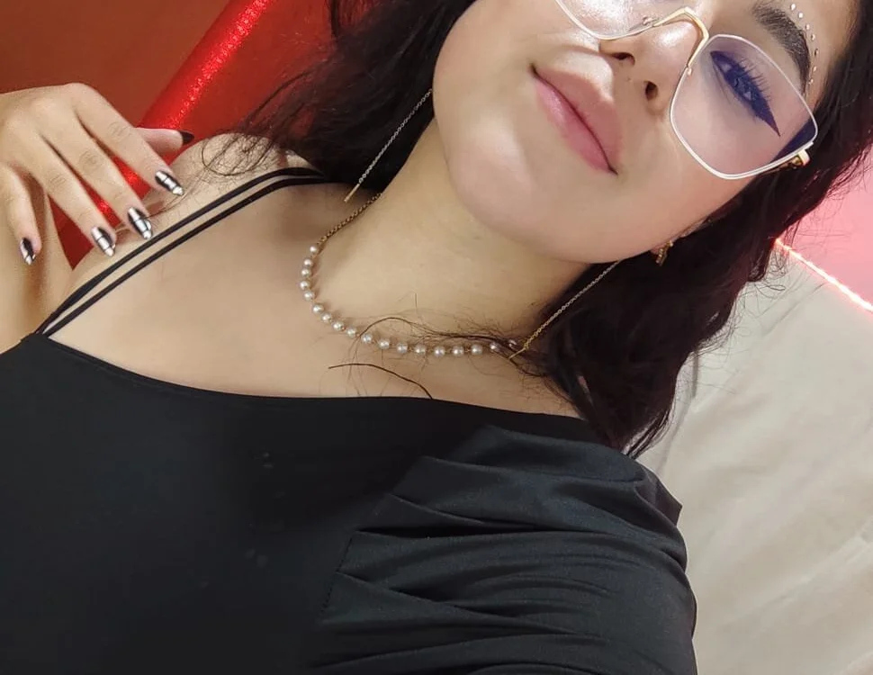 scarlett1241_'s Offline XXX Chat