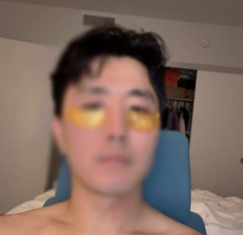 دردشة uncutrice الجنسية دون اتصال