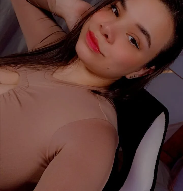 Офлайн-чат XXX anyi_sweet_titss