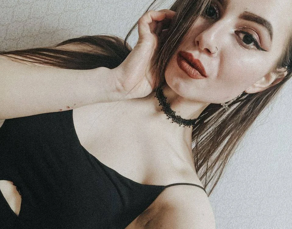 دردشة Hot_Molly5 الجنسية دون اتصال