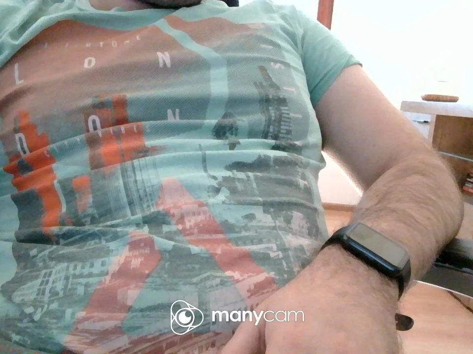 Hugobass3 Adlı Modelin Çevrimdışı XXX Sohbeti