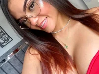 foxxxmegan élő XXX-chatje