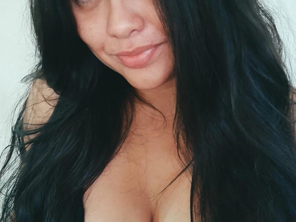 Lia2537's Offline XXX Chat