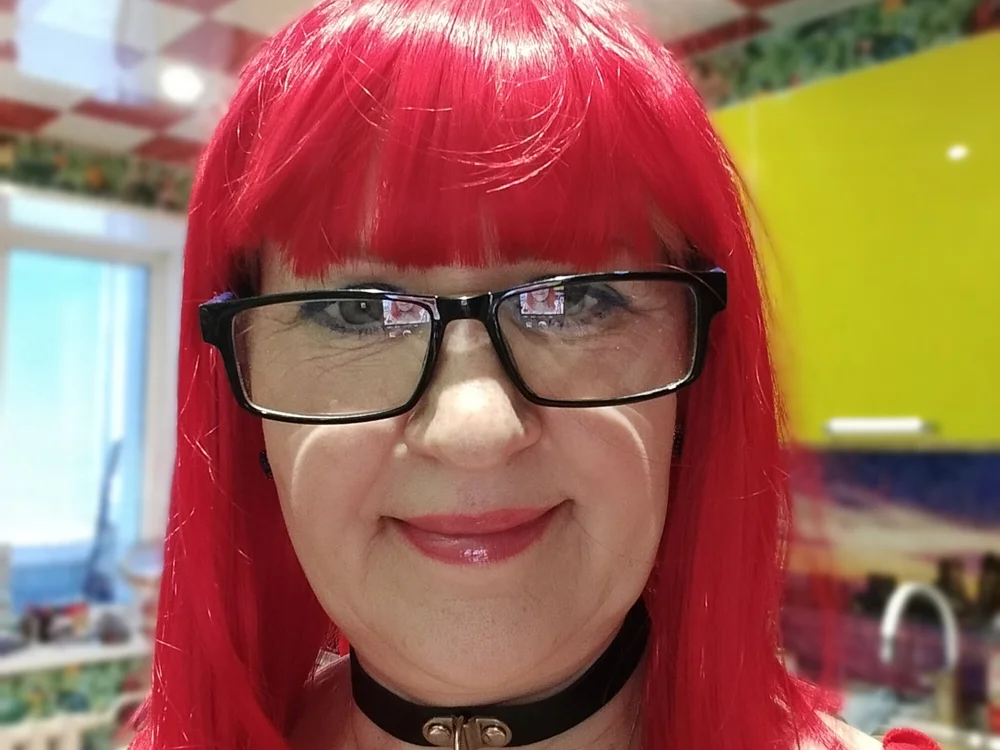 Irinapree's Offline Chat Room