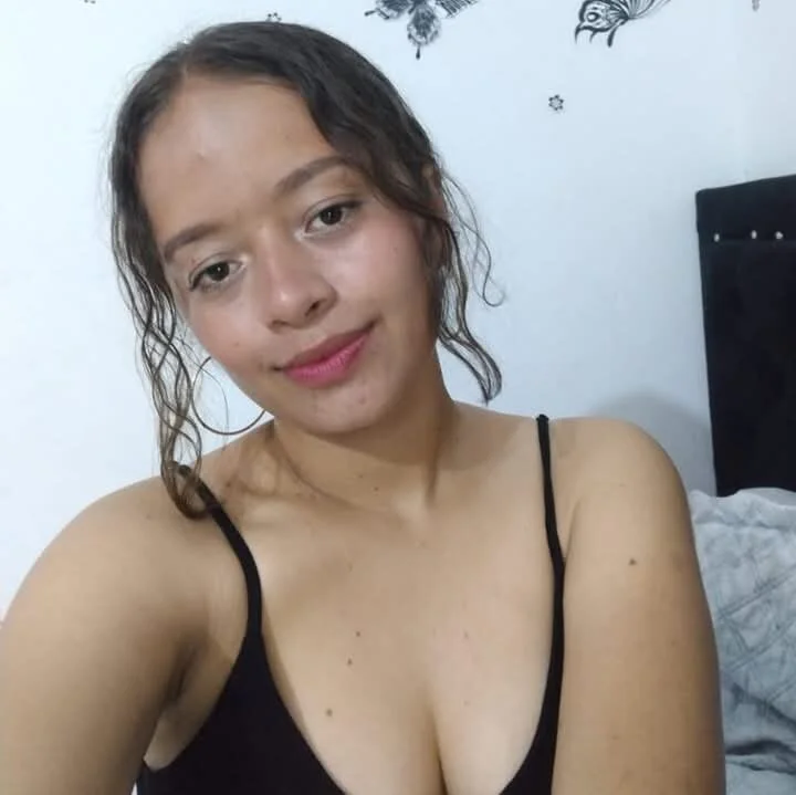 Sammanta_Tender's Offline XXX Chat