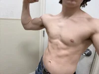 CollegeExhibition's webcam live show