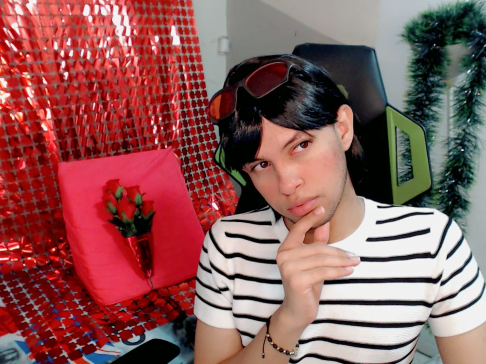 Top_and_bottom Offline XXX-Chat