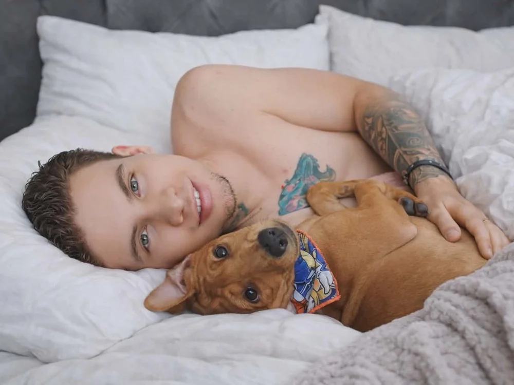 Brad_Scot_Patrick Offline XXX-chat