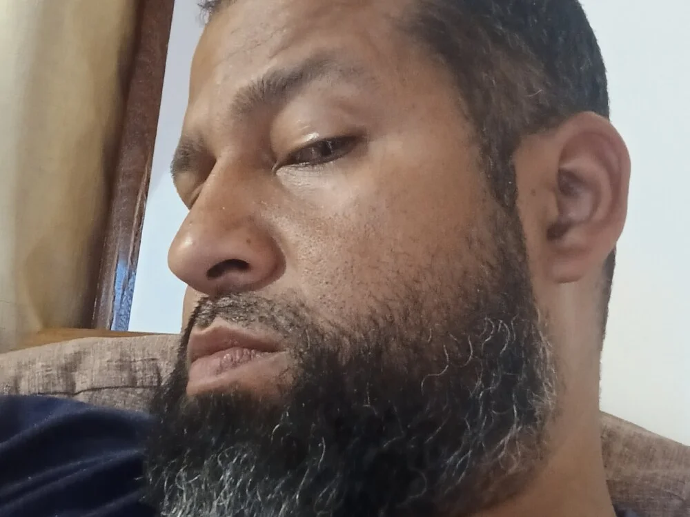 El_pingon_20_cm Offline XXX Chat