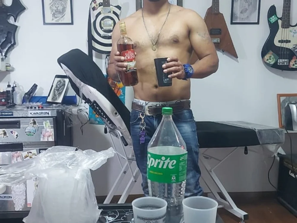 comwoy_d's Offline XXX Chat