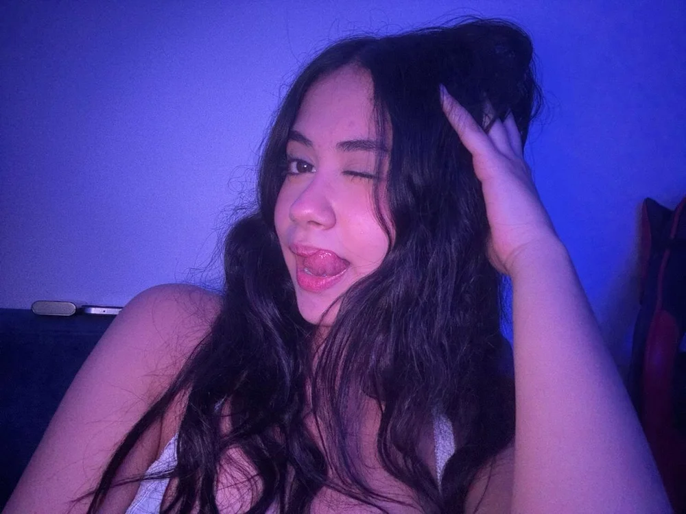 BabyLuli_Pink's most recent online preview