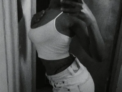 Busty_Tee - Girl 